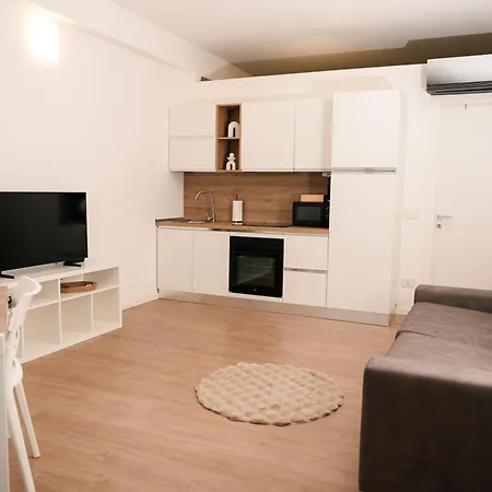 Apartment Luxury Mecenate 1 Milan