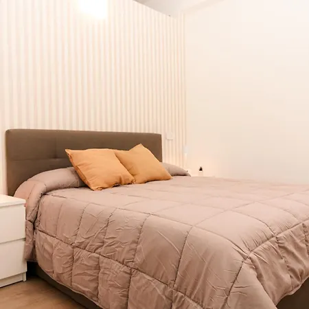 Luxury Mecenate 1 * Milan
