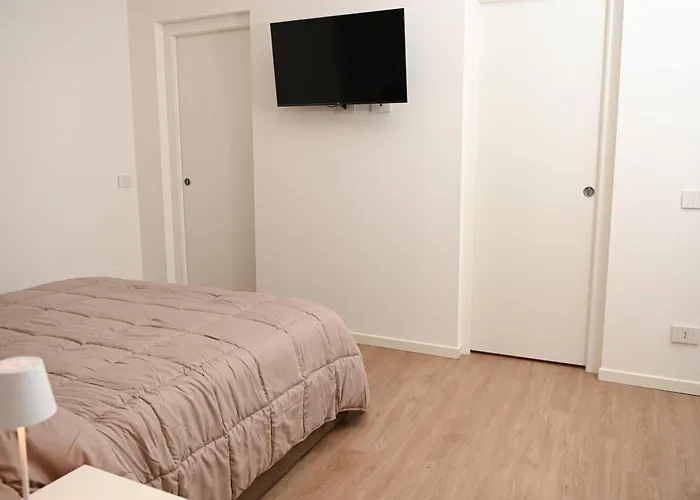 Luxury Mecenate 1 * Milán